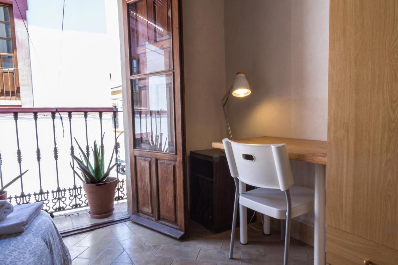 Alameda Rooms Севилья Экстерьер фото