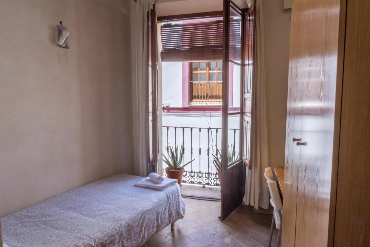 Alameda Rooms Севилья Экстерьер фото